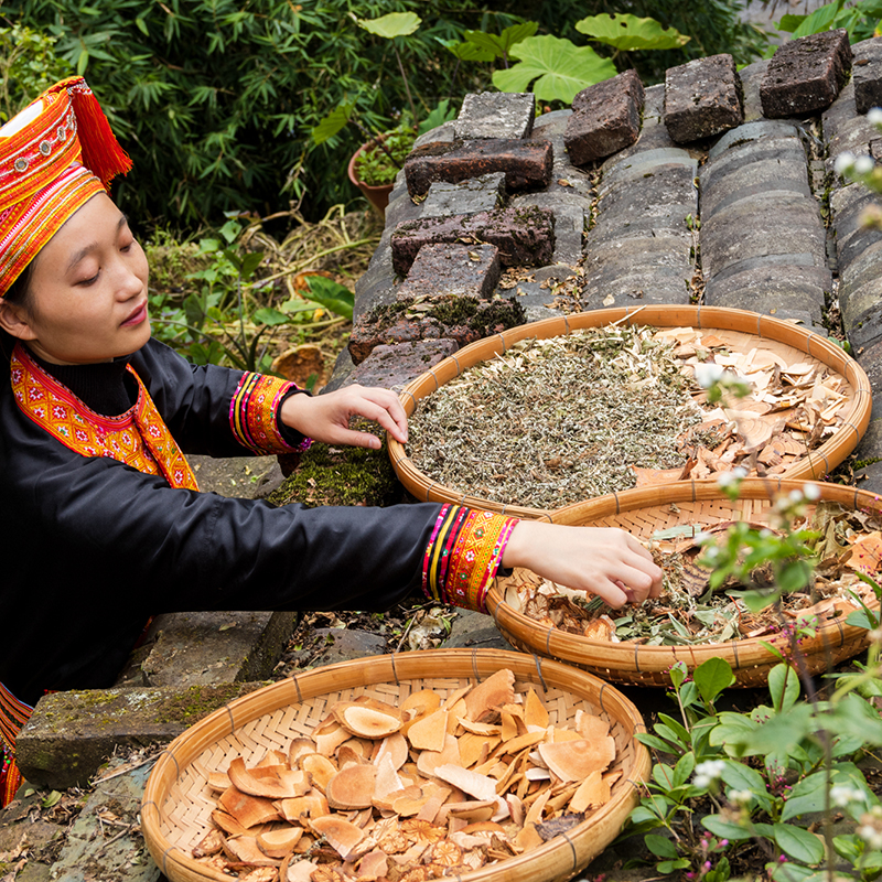 瑶浴泡脚粉 足浴包 广西金秀大瑶山瑶族草药包 熏蒸发汗 - 图0