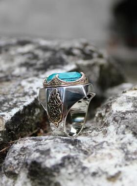 银蓝色帕拉伊巴碧玺宝石镶嵌戒指