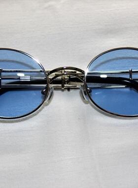 收藏银色金属框架蓝色太阳眼镜