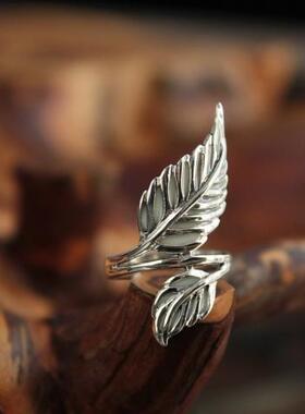 简约两片叶子光芒纯银夜光戒指