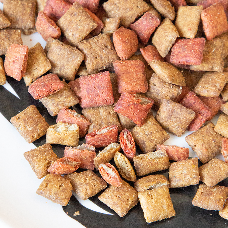 仁可宠物 sheba希宝夹心酥135g进口猫零食三文金枪鱼洁齿磨牙饼干 - 图1