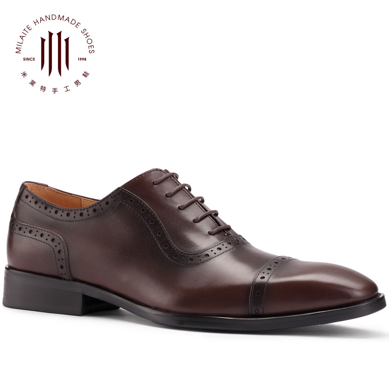 米莱特旗舰店【高档皮质系列】布洛克雕花男鞋商务休闲尖头英伦真皮鞋棕色复古0