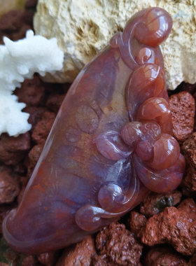 精工印尼珊瑚玉紫红色老坑料吊坠