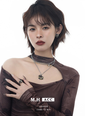 潮流百搭绿色爱心饰品项链女级感小众设计暗黑风双层叠戴锁骨链