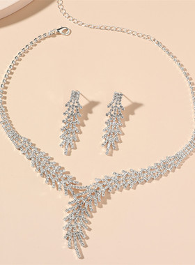 耳环套装镶钻闪亮耳钉百搭时尚女