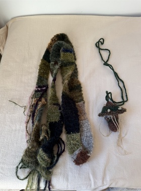 OneBlueNook手工毛线蘑菇毛衣链