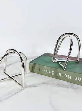 简约现代创意金属几何交织摆件创意样板间家居软装饰品客厅摆设