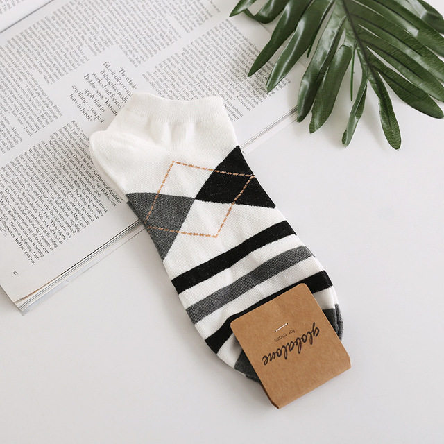韩国东大门代购男袜子英伦风菱格子商务棉袜短筒袜子中筒袜船袜潮,淘宝优惠券,粉丝福利购,淘宝优惠卷