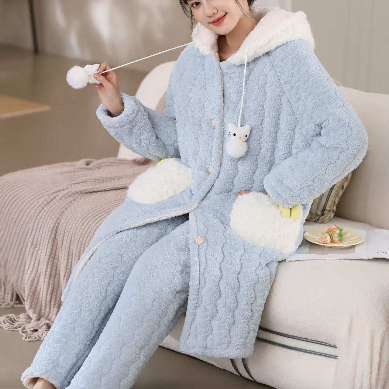 反季特价秋冬三层夹棉睡袍女加厚加绒长款连帽睡衣可爱家居服套装,淘宝优惠券,粉丝福利购,淘宝优惠卷