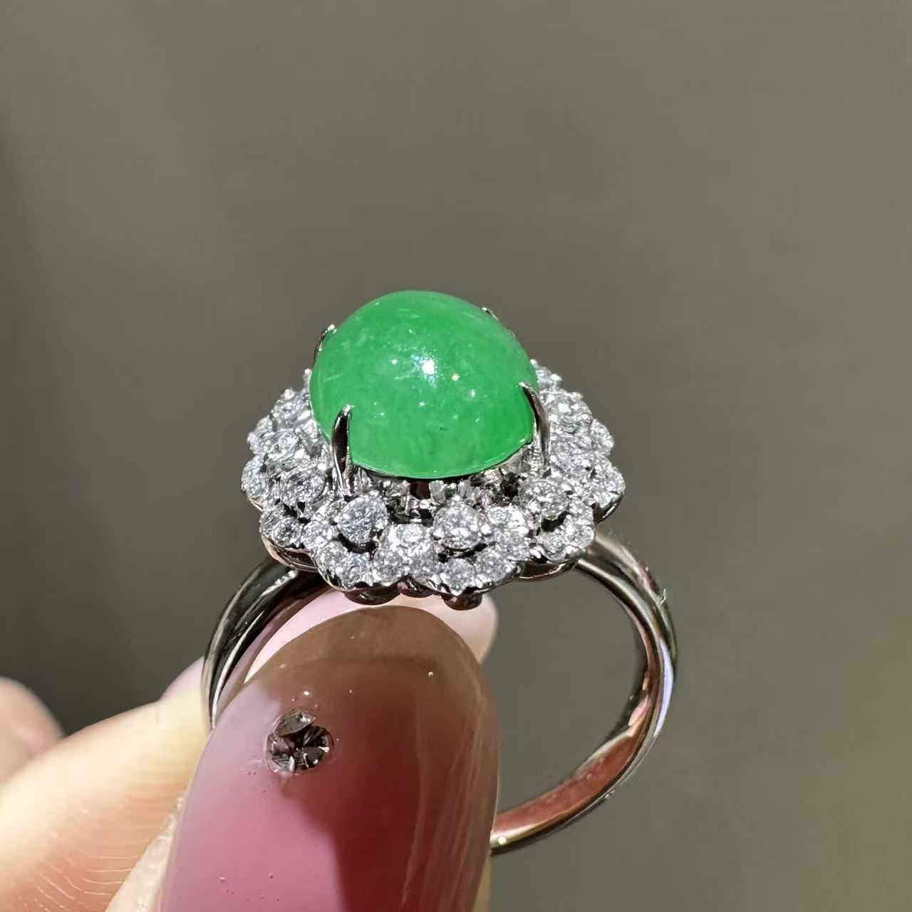 NEWDELLA lace beaded jadeite ring