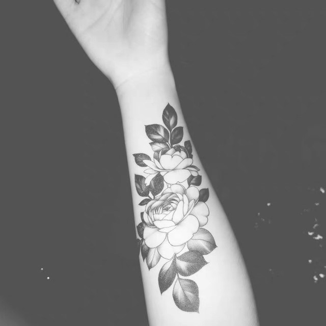 TATTOO QUEEN X215 Peony Flower Flower Leaves Girly Juice Herbal Tattoo Sticker on the Back of Wrist