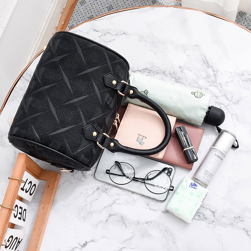 女2020新款红色结婚包波士顿斜挎包 公主情缘女士包袋