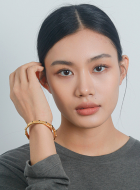 异域风金色肌理感手镯