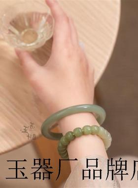 精选老坑和田玉青玉手镯茶晴玉手镯晴水玉镯子深绿旺夫圆条玉手镯