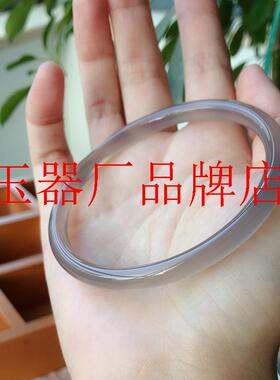 风景旧曾谙冰种烟灰玉髓细圆条