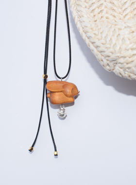 小兔子木制动物森系文艺吊坠项链