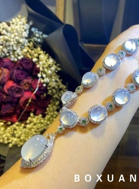 起光冰种白玉髓名媛风锁骨链晚装