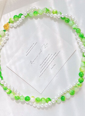 绿意盎然高品质绿色石英岩石贝珠珍珠设计感缠绕双层项链锁骨链