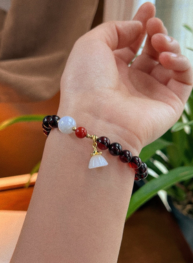 天然血珀手串秀气文艺佛系配和田玉南红玛瑙莲蓬复古圆珠手链