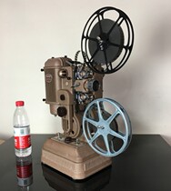 40s 16 mm USA AMPRO VIGOROUS SILENT ANTIQUE PROJECTOR CINEMATIC MACHINE