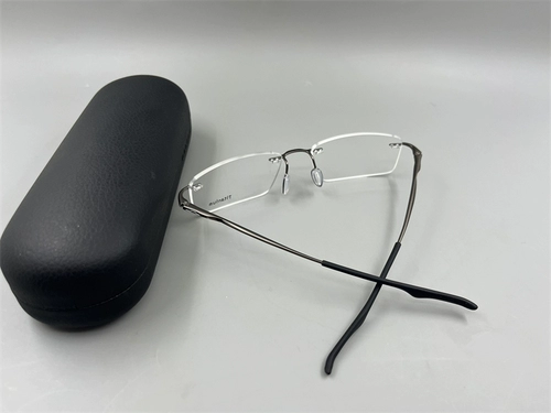 Ultra Light Pure Titanium Learless Ox3122 Мужчины и женские бокалы миопий