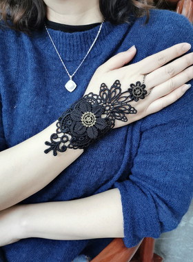 2026新款小众女蕾丝花朵手腕带朋克齿轮蒸汽手链环套黑色