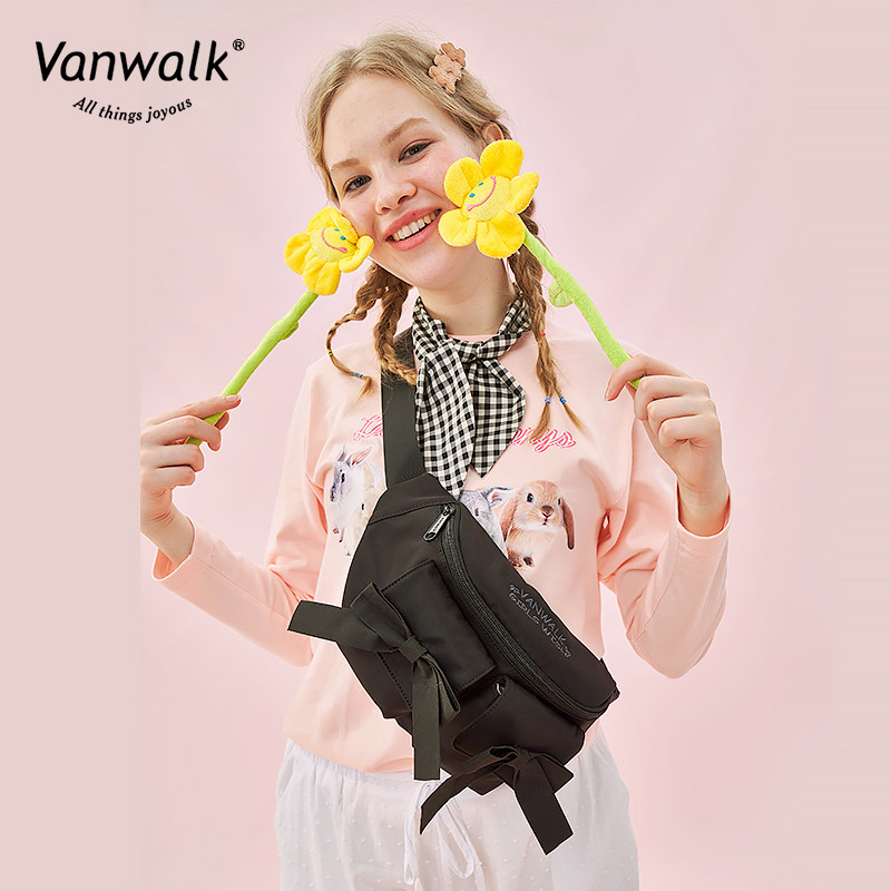 vanwalk野餐系列日系学生休闲包包 出走胸包