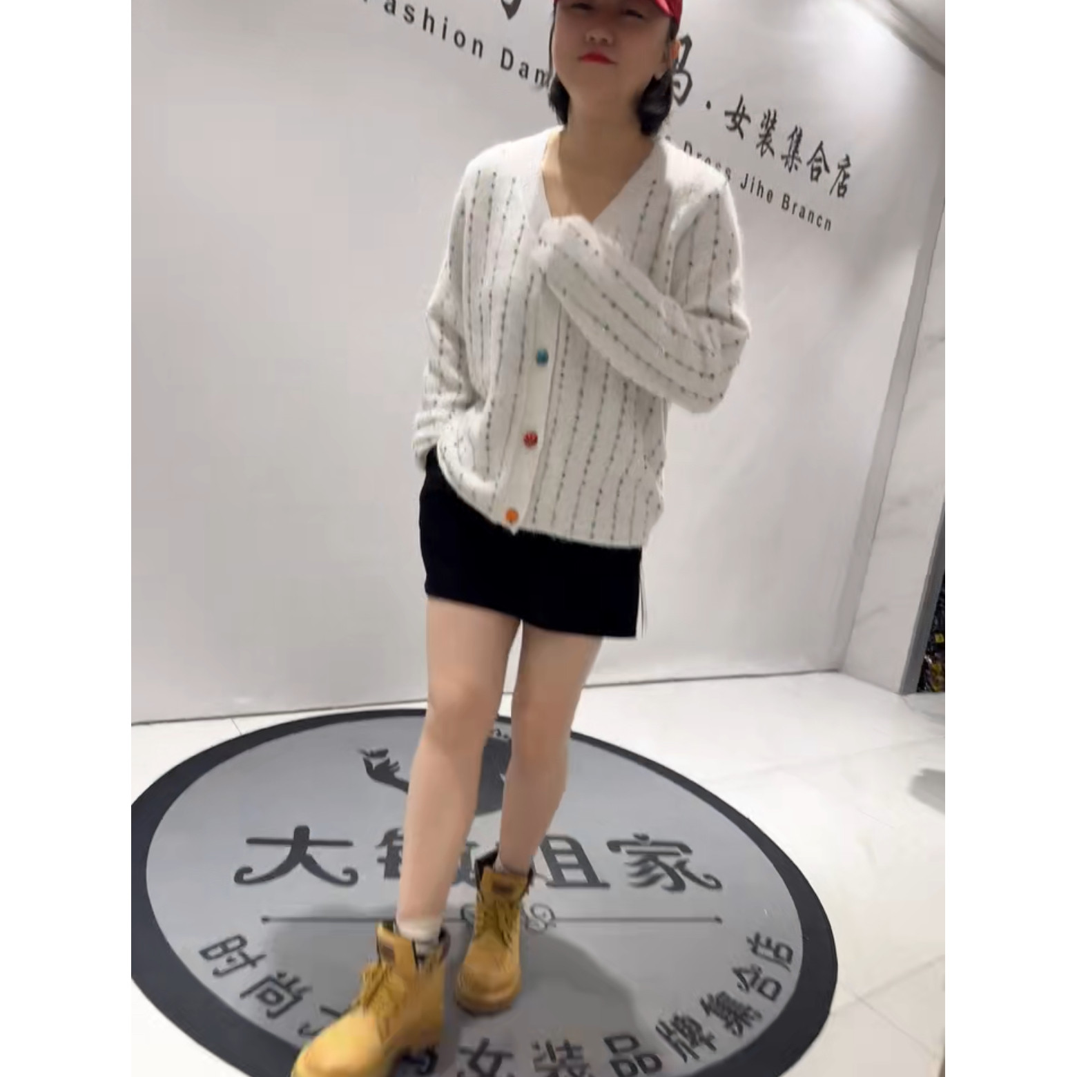 1002女权贵族2026春新款加肥加大码女装减龄百搭V领针织毛衣毛衫,淘宝优惠券,粉丝福利购,淘宝优惠卷