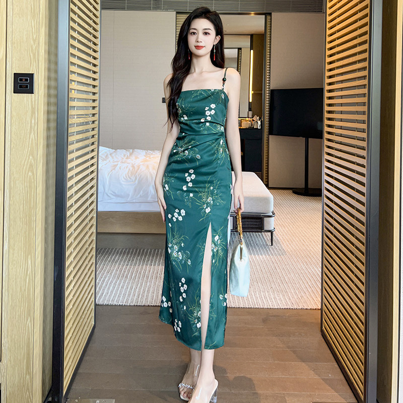  奈安服饰连衣裙