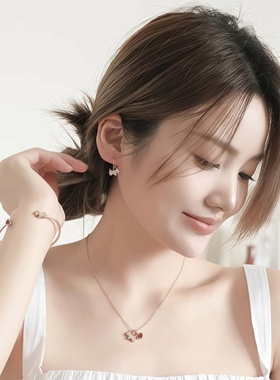 AG/瑷嘉莎925银爱心小狗百搭项链