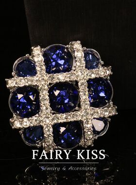 精致时尚莱茵石镶嵌密镶满钻几何胸针个性设计高级感百搭项链套装