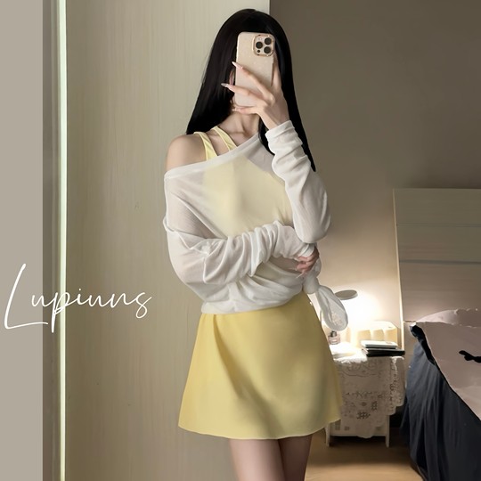 温泉泳衣女2026新款爆款高级性感小胸聚拢遮肚显瘦海边度假游泳衣