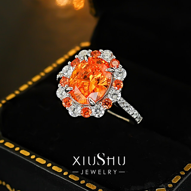 Fenda orange 925 silver ring in autumn