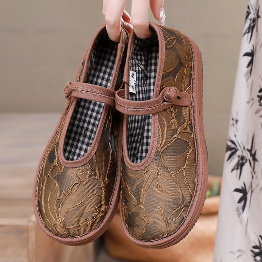 Ethnische Stil-Scheibenschnalle, traditionelle, atmungsaktive Stickerei, neue Schuhe im chinesischen Stil