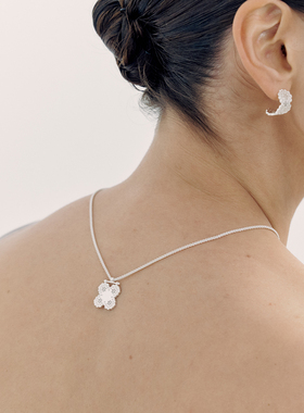 A Ray of Sunlight刺绣花边系列四角吊坠项链精致百搭时髦法式