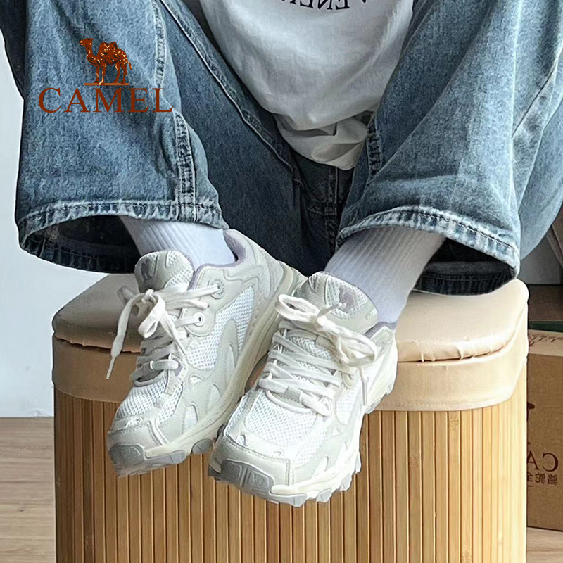  骆驼板鞋/休闲鞋