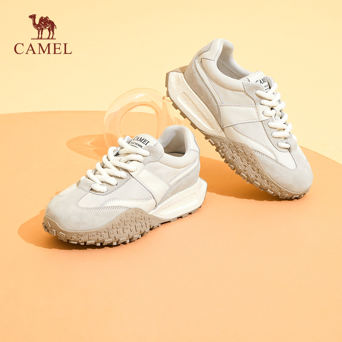  骆驼时尚休闲鞋