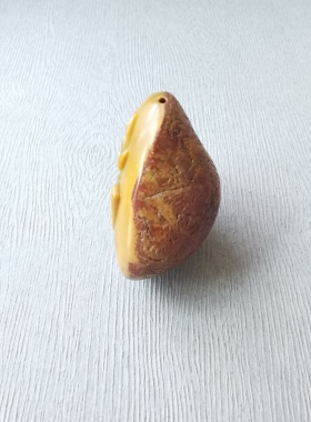 原创设计纯天然大凉山盐源玛瑙吊坠苏工雕刻盐源雕件