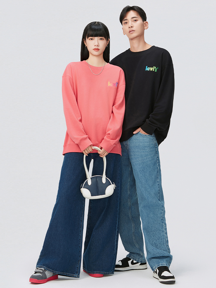 Levi's李维斯春季新款女士卫衣圆领时尚LOGO印花简约长袖-图3