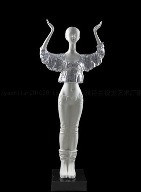 极简主义风美容院别墅装置雕塑