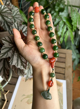 天然和田碧玉手持手串女款复古宫廷风南红玛瑙青玉如意锁汉服配饰