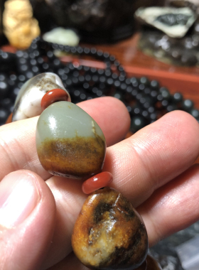 原籽手串结缘欣赏石包玉