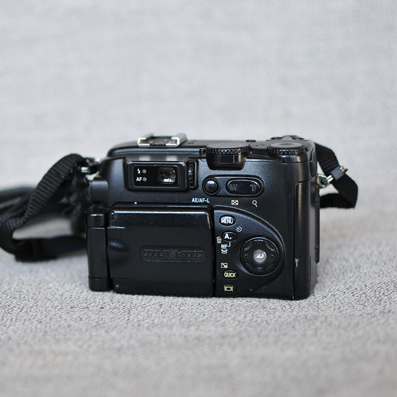 Nikon/尼康 COOLPIX 5400复古数码相机翻转屏幕可以自拍老相机 - 图3