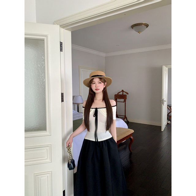French Slim Contrast Color One Shoulder Short Sleeve Lace Shirt ສໍາລັບແມ່ຍິງ