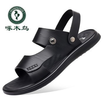 Woodpecker Sandals ເກີບຫາດຊາຍກາງແຈ້ງຂອງຜູ້ຊາຍ Summer New Season ຫນັງແທ້ Soft Sole Anti-Slip Sandals ສອງຈຸດປະສົງ