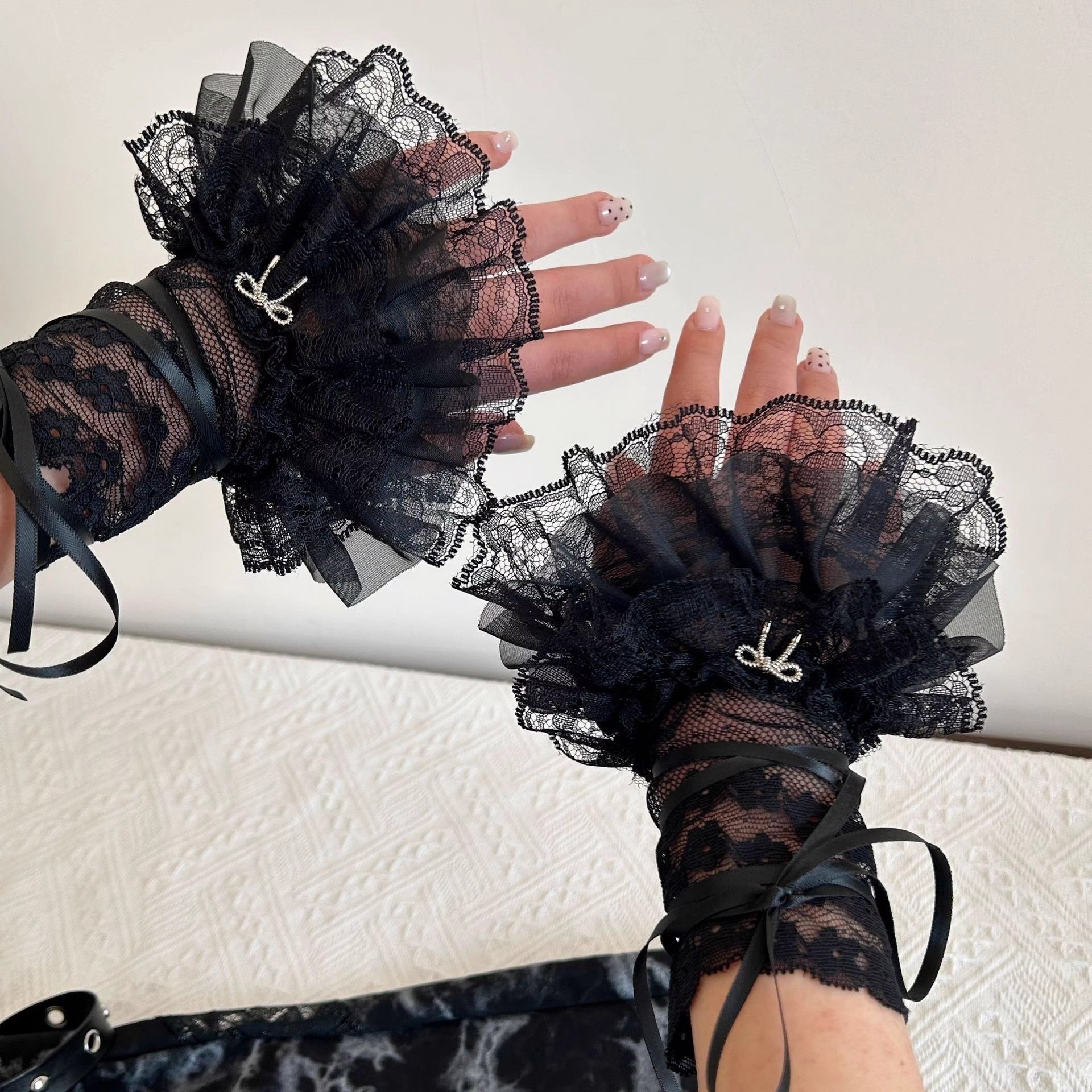 手袖Y2K洛丽塔芭蕾风蕾丝少女绑带装饰袖套亚文化小众百搭袖套女,淘宝优惠券,粉丝福利购,淘宝优惠卷