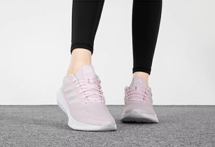 Adidas阿迪达斯春季女鞋ULTRABOUNCE运动鞋新款训练跑步鞋HP5789-图0