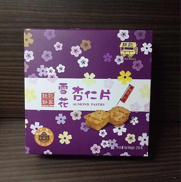 澳门特产零食 钜记饼家 雪花杏仁片 馈赠亲友手信礼盒装易碎320g - 图1