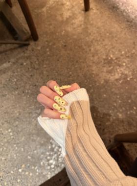 黄油小熊手工穿戴甲中长款亮黄色美甲彩钻小清新显白气质温柔可爱