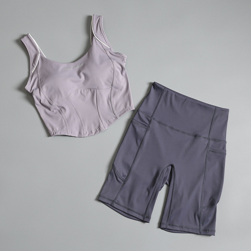 瑜伽服套装美背吊带聚拢运动内衣女跑步速干训练健身骑行五分裤夏 - 图2